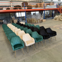 Offre Spéciale chaises de salle à manger en tissu rose élégant avec pied en métal doré Design moderne pour les centres commerciaux Restaurants vente d'usine pour chaise de maquillage