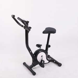 Vélo d'exercice à domicile à transmission par courroie en acier, <span class=keywords><strong>compteur</strong></span> de pas, résistance à contact direct - Vélo de cyclisme d'intérieur pour <span class=keywords><strong>cardio</strong></span> et perte de poids - Vente en gros - Product Image 2