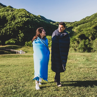 Couverture de camping imperméable en duvet, couverture gonflable d'extérieur légère et pliable, couverture de voyage personnalisée OEM en gros