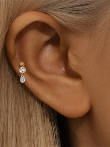 Pendentif classique en argent sterling S925 avec rangée de diamants et fond plat pour piercing d'oreille - Product Image 3