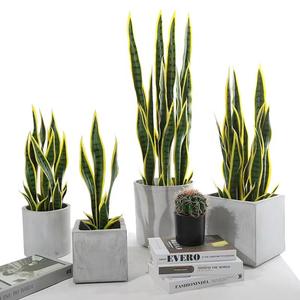 Planta Artificial Realista <span class=keywords><strong>de</strong></span> Plástico con Borde Amarillo, <span class=keywords><strong>Sansevieria</strong></span> Artificial sin Mantenimiento para Decoración <span class=keywords><strong>de</strong></span> Jardín y Paisaje - Product Image 1