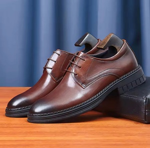 Chaussures habillées pour hommes en cuir véritable à bout fermé, imperméables, antidérapantes, légères, pour le bureau, vente en gros - Product Image 1