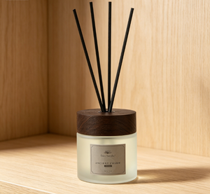 Diffuseur à bâtonnets en fibres de haute qualité, personnalisable (parfum et logo), 100ml, 200ml, 450ml, vente en gros - Product Image 1