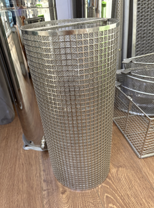 Sistemas de procesamiento de fluidos industriales de acero inoxidable 304 cubos de malla perforada - Product Image 6