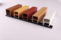 Panel de techo WPC de alta calidad al por mayor de 50x90mm, techo falso de madera, diseño moderno, decoración de interiores, China