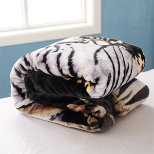 Nhà Sản Xuất Tùy Chỉnh Thiết Kế Độc Đáo <span class=keywords><strong>100</strong></span>% <span class=keywords><strong>Polyester</strong></span> Phong Cách 2ply Chồn Chăn <span class=keywords><strong>6Kg</strong></span> - Product Image 5