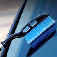 Grattoir à glace et brosse à neige multifonctionnel 2 en 1 pour l'hiver, outil de déneigement de voiture portable haute performance