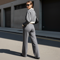 Ensemble de survêtement 2 pièces pour femme : Sweat-shirt polo court à col contrastant et col en V, pantalon de survêtement large, couleur anthracite, vente en gros