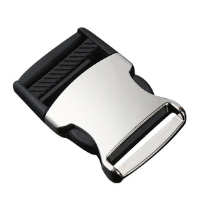 Hebilla de Aleación Plateada y Negra de 32 mm de Diámetro Interior, Accesorio Duradero para Bolsos, para Ajustar Cinturones de Mochila - Product Image 4