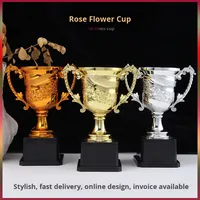 Couvercle de trophée en forme de rose artisanat créatif pour enfants médaille en plastique pour les établissements de formation de la maternelle en gros petite Rose