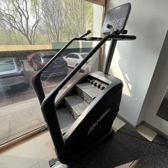 Best Selling Stair Climber Home Fitness Stepper Climbing Exercise ODM/OEM Custom Sets Fitness Gym Equipments for Use Commercial