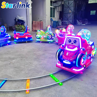 Train électrique commercial pour enfants sur rail, mini-attraction de montagnes russes à piles pour parcs d'attractions et centres commerciaux Starlink >500kg