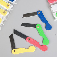 Couteaux pliants en plastique en gros, lames en acier inoxydable, couteaux utilitaires pour étudiants, mini-couteaux à ouvrir les petits colis