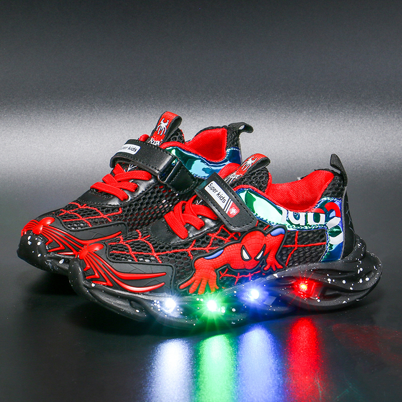 «Человек-паук»; Модная повседневная кожаная обувь; Сезон весна-осень; Детская светодиодный «Человек-паук»; Освещение с нескользящей подошвой для маленьких мальчиков; Детские кроссовки