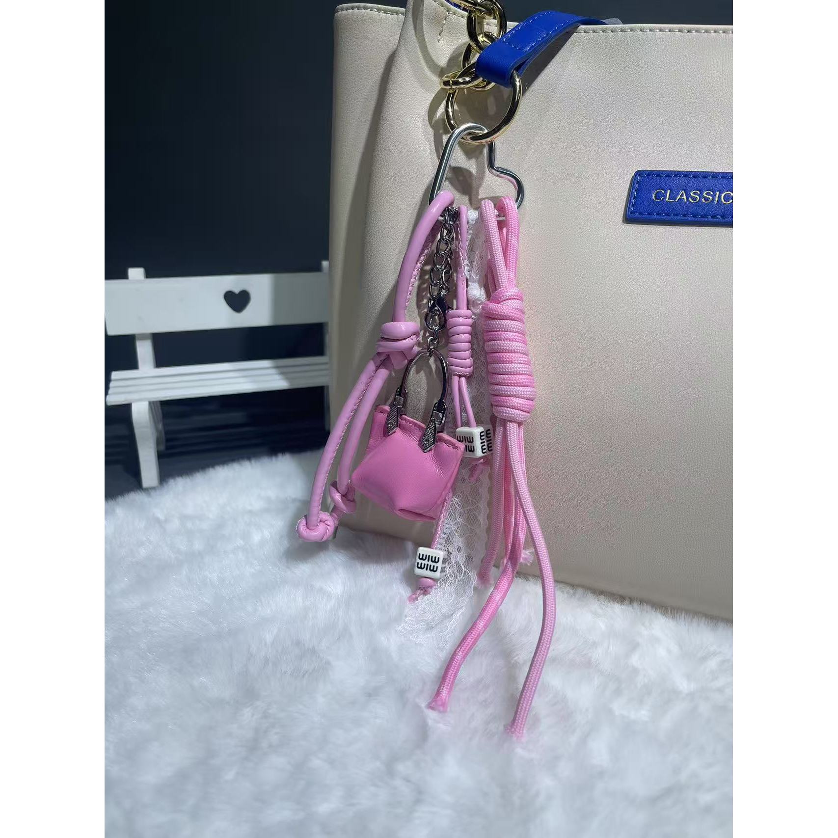 Ornements et pendentifs - 2-7