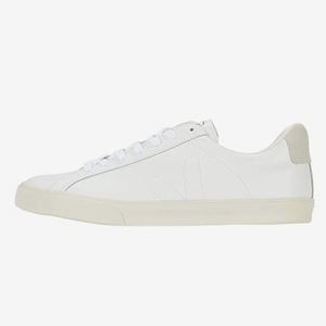 تدعم الشعارات المخصصة الكلاسيكية الترفيه فريد تصميم النساء أحذية من الجلد جورب رياضية - Product Image 3