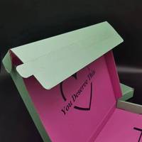 Boîtes d'expédition personnalisées en carton kraft brun avec gaufrage, emballage pliable en carton ondulé recyclable pour les entreprises de vente en ligne