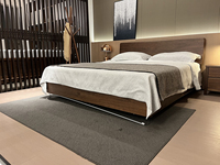 Lit mural contemporain en bois massif avec design de pieds invisibles, cadre de lit plateforme durable pour meubles de chambre