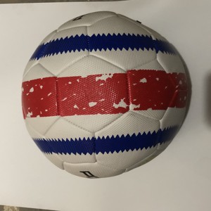 Balón de Fútbol Clásico de PVC Tamaño 5, Resistente al Desgaste y a Prueba de Explosiones, para Entrenamiento, Competición y Juego Deportivo Profesional - Product Image 1
