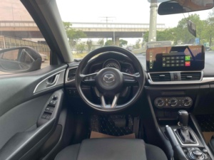 Venta al por Mayor de <span class=keywords><strong>Mazda</strong></span> <span class=keywords><strong>3</strong></span> Axela <span class=keywords><strong>2017</strong></span> 1.5L Versión de Lujo, Sedán Compacto de Gasolina Usado para Exportación Global - Product Image 4