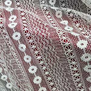 Poliéster suave hueco telas ganchillo 3D jacquard bikinis cubre faldas telas de costura traje de baño y ropa de playa traje - Product Image 5