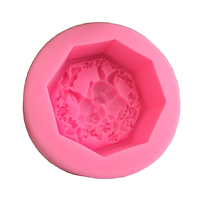 Moule en silicone économique pour bougies, chocolats, cire et savon, motif classique populaire de 2 lapins dans une couronne, idéal pour le bricolage