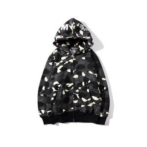Cardigan zippé camouflage tête de requin 400g épais, unisexe, 100% coton, avec capuche et lumière nocturne intégrée - Product Image 3