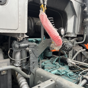 รถบรรทุกหัวลาก Howo 6x4 มาตรฐานสากล เครื่องยนต์ดีเซล Cummins ยูโร 2 พวงมาลัยซ้าย 351-450 แรงม้า รับน้ำหนัก 31-40 ตัน ใช้งานง่าย - Product Image 5