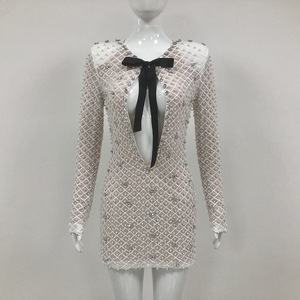 Robes ultra courtes pour femmes, sexy, à nœud papillon, manches longues, perles creuses, tendance - Product Image 3