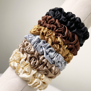 Groothandel Goedkope Europese Stijl Satijn Haar <span class=keywords><strong>Scrunchies</strong></span> Vrouwelijke Elastische Zijden Haarband Stijlvolle Paardenstaart Houder Voor Meisjes Effen Kleur - Product Image 6