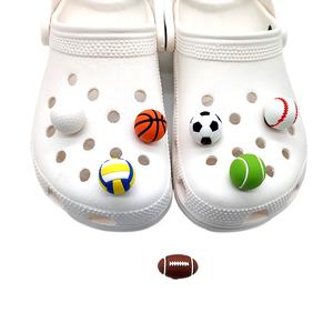 Breloques décoratives 3D en PVC mignonnes pour chaussures de sport (basketball, football, volley-ball, baseball, soccer) et accessoires pour sabots et sandales - Product Image 1