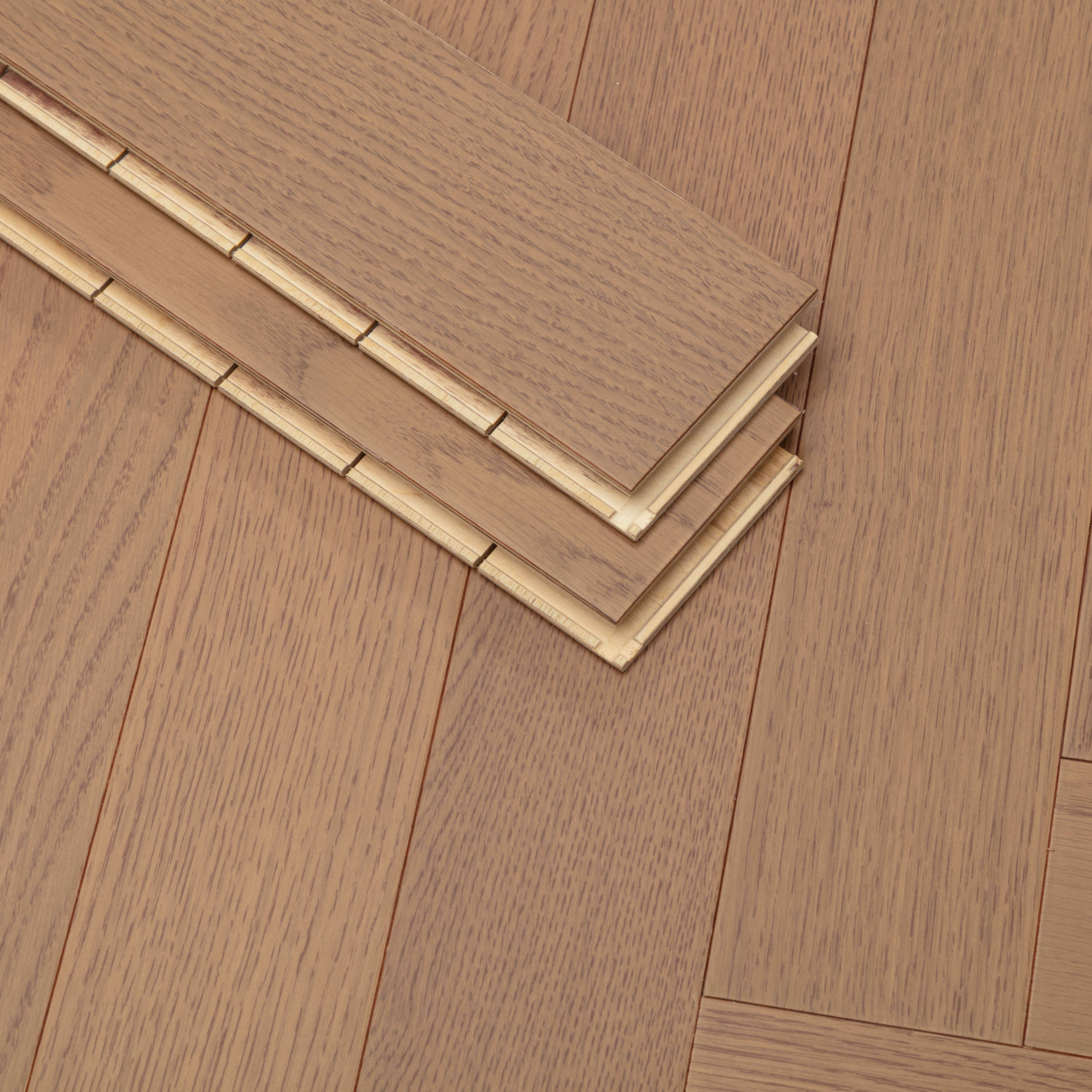 White Oak Veneer (Natural Walnut )