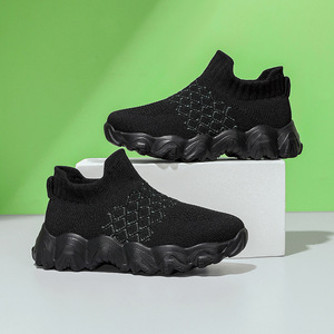 Chaussures décontractées pour femmes, baskets à enfiler en maille respirante, bout rond, doublure en maille respirante, semelle extérieure en caoutchouc, semelle intermédiaire en EVA, toutes saisons - Product Image 1