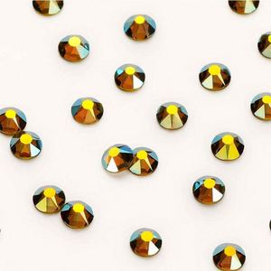 Cristalli <span class=keywords><strong>Swarovski</strong></span> AB SS20 all'Ingrosso, Strass Termoadesivi Incollati - Product Image 2