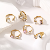 Cincin jari wanita model geometris dari stainless steel anti-nikel, ramah kulit, berlapis emas 18K PVD, dengan zircon, ukuran bisa diatur