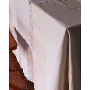 Mantel Rectangular de Lino Blanco Catiacingolani con Patrones Bordados e Impresos con Inserciones de Lentejuelas y Crochet para Hoteles - Product Image 3