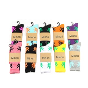 ThatsMinori Brand Factory Marijuana <strong>Socks</strong> Weed <strong>Socks</strong> Wholesale <strong>Colourful</strong> Dress Crew <strong>Socks</strong> - Product Image 2