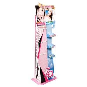 Expositor de Cartón Corrugado Personalizado con Ganchos para Dulces, para Mostrador de Tienda - Product Image 1