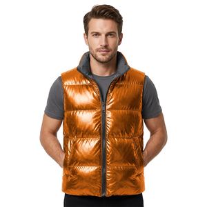 Chaleco acolchado ligero para hombre al por mayor con bolsillos con cremallera, ideal para marcas de streetwear estadounidenses - Product Image 1