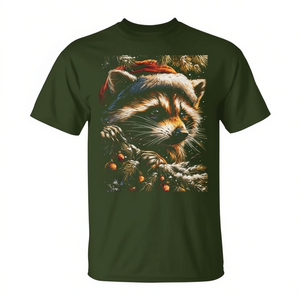 T-shirt de Noël avec motif raton laveur et chapeau de Père Noël, animal de la forêt, hiver festif - Product Image 2
