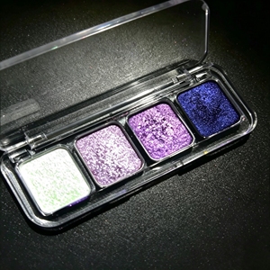 Palette Ombretti Metallici Shimmer Camaleontici 200 Colori Disponibili, Logo Personalizzato, Formula Impermeabile ad Alta Pigmentazione, Glitter, Cruelty-Free - Product Image 5