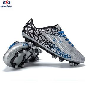 Adultos Moda Impresión digital Fútbol Deportes Entrenamiento Zapatos Césped Antideslizante Spikes High-top Fútbol Zapatos de fútbol - Product Image 1