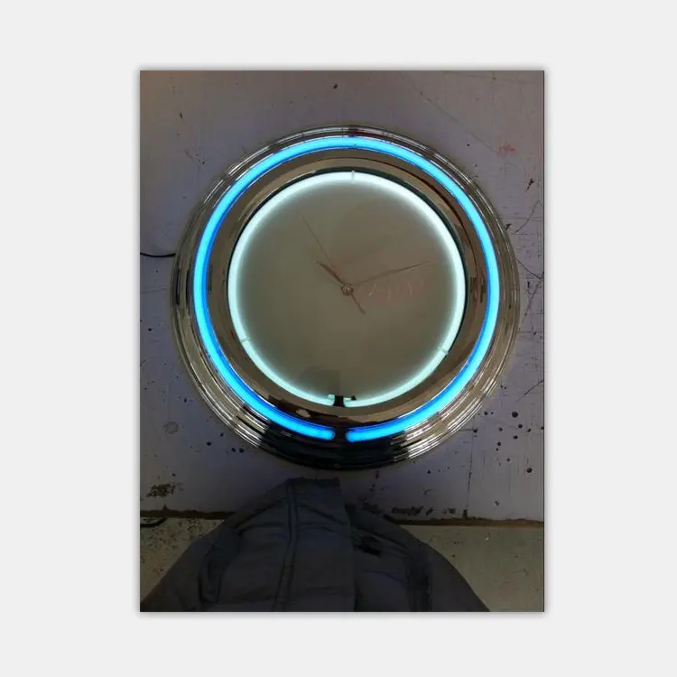 Round Wholesale China Factory Price 17 Inch Plastic Frame Empty Clock Face Classic Design Chromed Neon Wall Clock