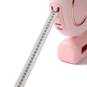 Vendedor superior de fábrica, logotipo personalizado, luz <span class=keywords><strong>Led</strong></span>, correa para perros, accesorios de nailon para mascotas, correa retráctil <span class=keywords><strong>Led</strong></span> automática para perros, venta al por mayor - Product Image 4