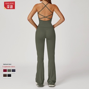 Conjunto de Yoga Feminino Esportivo com Costas Cruzadas Secagem Rápida Respirável Tamanho Plus Shorts Conjunto de 2 Peças para Corrida ao Ar Livre - Product Image 2