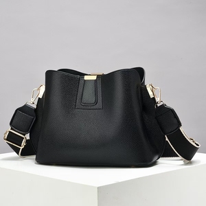 Sacs à main pour femmes de qualité supérieure, tendance, de créateurs, en cuir PU, sacs fourre-tout pour femmes, vente en gros - Product Image 3