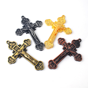 Pendentif en métal cuivre antique avec les douze apôtres ACR040 pour la fabrication de chapelets et de porte-clés - Product Image 3