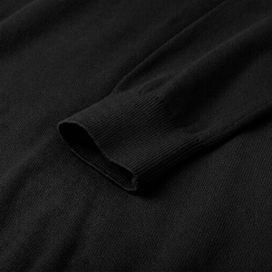 Pull à col en V pour homme avec logo personnalisé, pull en coton 100% GOTS à manches longues, tricot décontracté d'hiver pour homme - Product Image 5