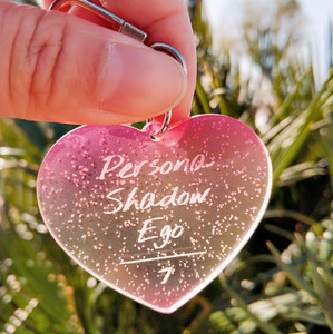 Màu Hồng Nhựa Gradient Màu Trong Suốt Glitter Acrylic Hình Trái Tim Motel Hotel Keychain Với Vòng Chìa Khóa Logo In Ấn <span class=keywords><strong>Key</strong></span> <span class=keywords><strong>Tag</strong></span> - Product Image 4