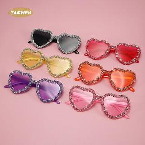 Yachen nouveauté lunettes de soleil en cristal étincelant en forme de coeur lunettes de fête pour femmes filles lunettes de fête - Product Image 5